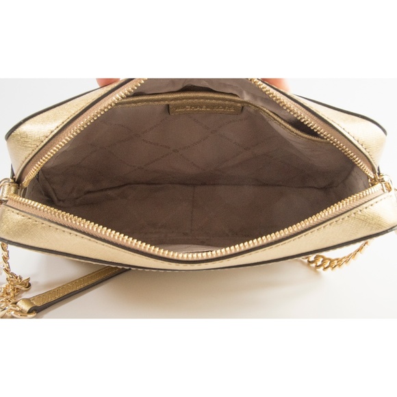 Michael Kors Saffiano Jet Set E/W Large Crossbody - Picture 3 of 3